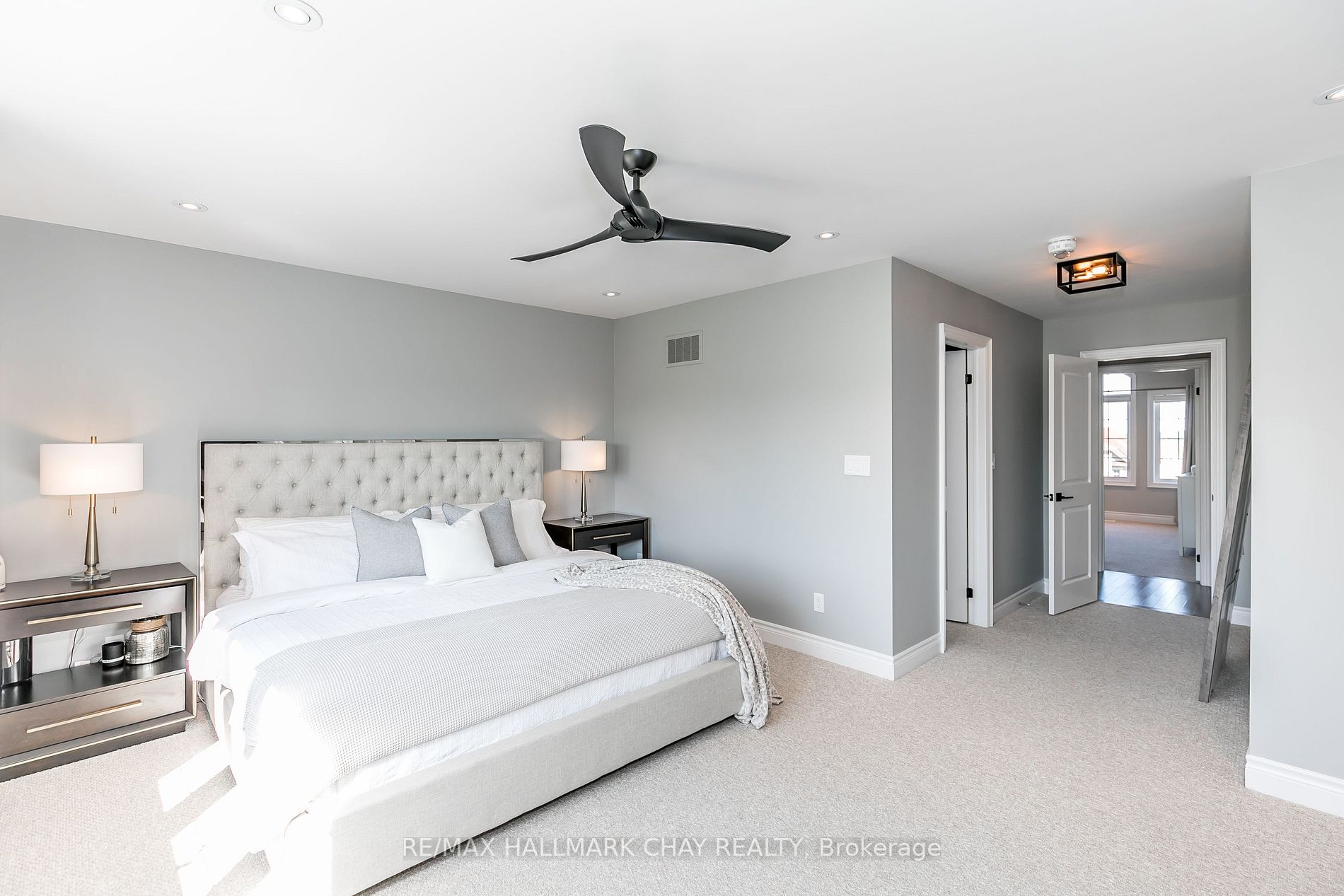 142 Inverness Way