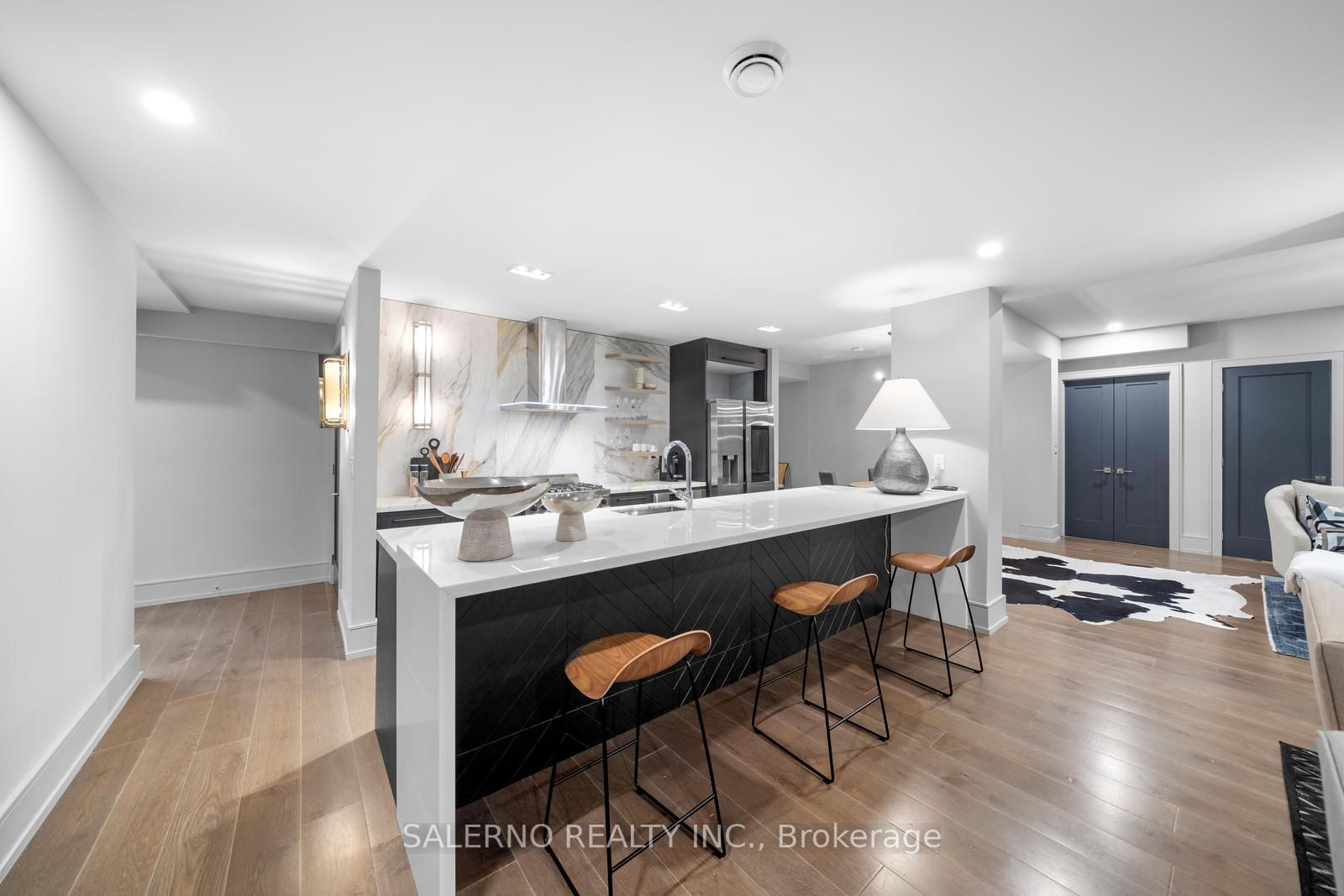 211 Grand Vellore Cres