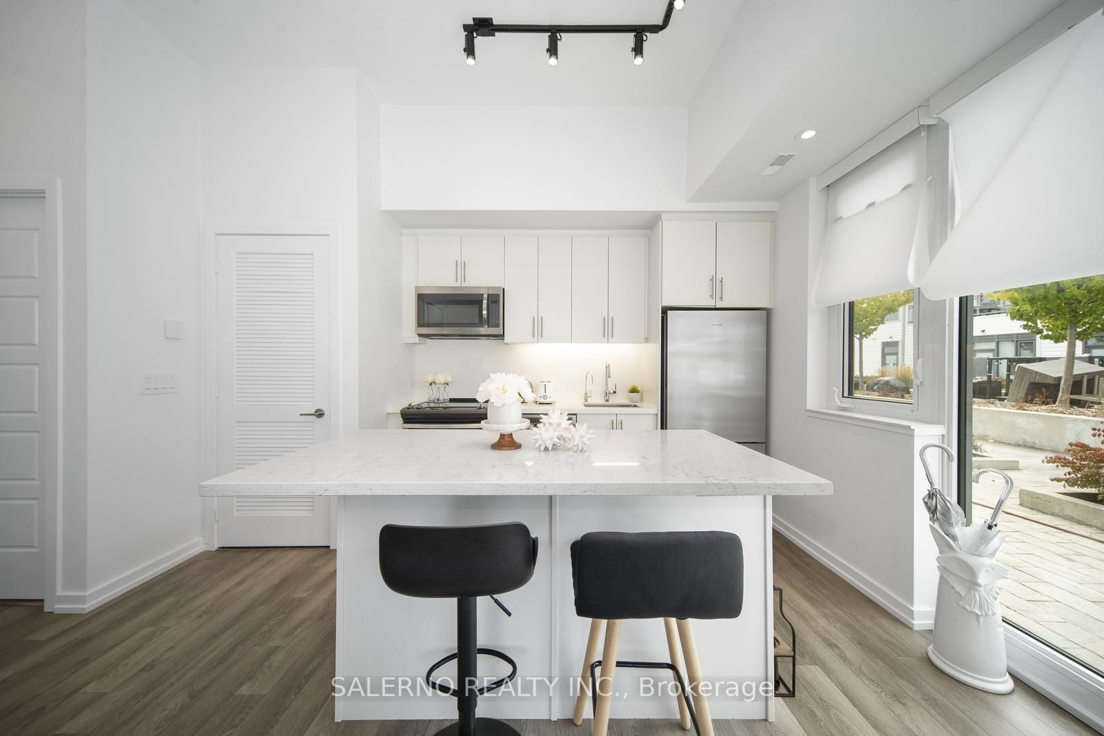 233 Broward Way #11