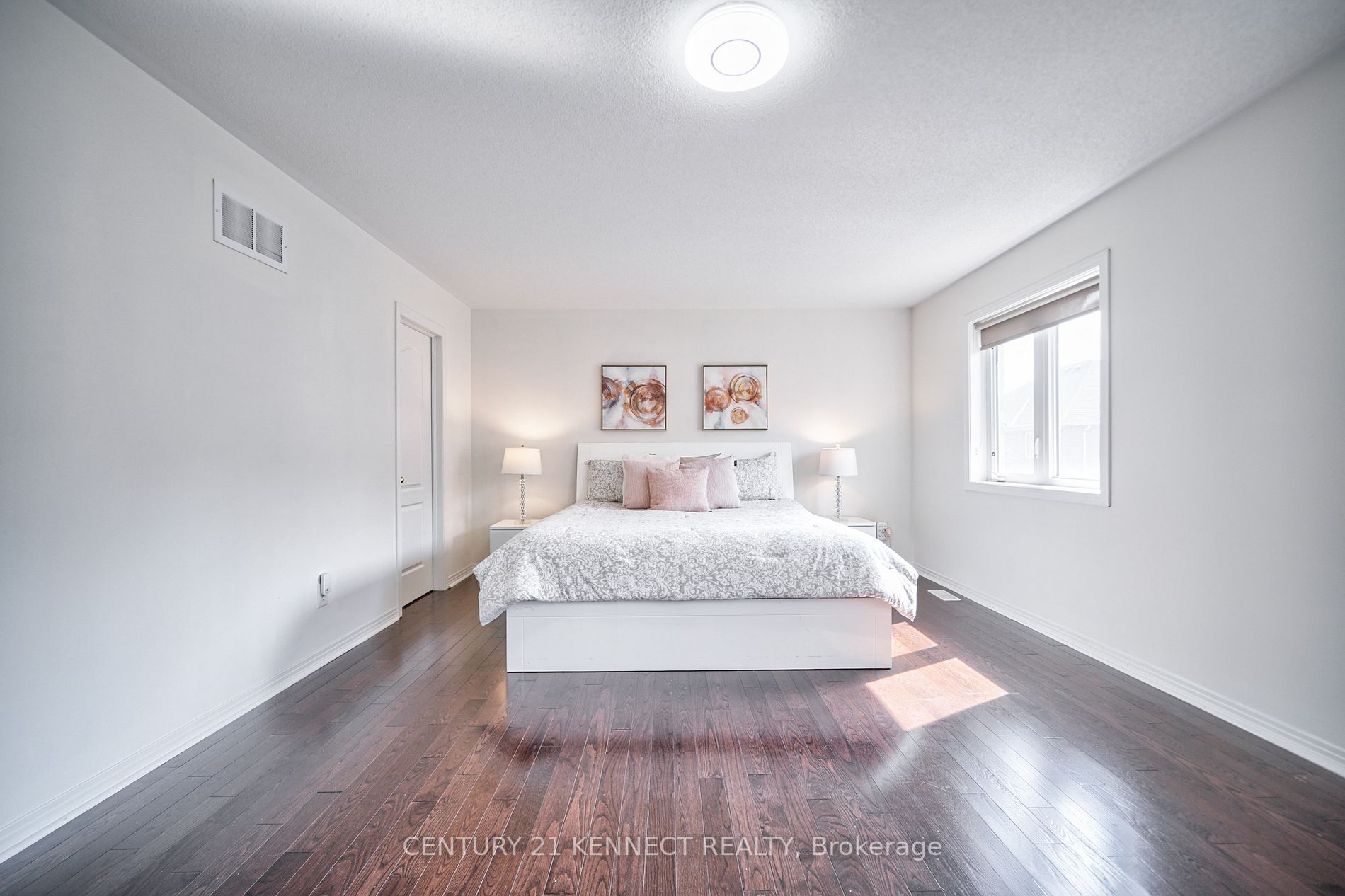 405 Dowson Loop