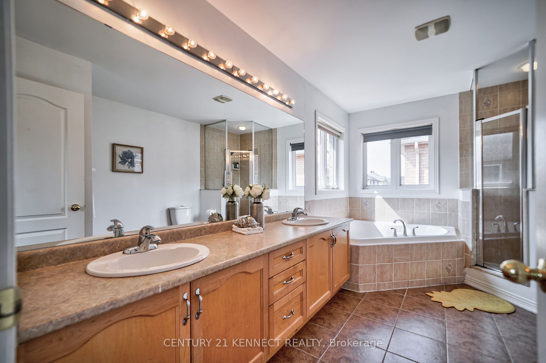 405 Dowson Loop