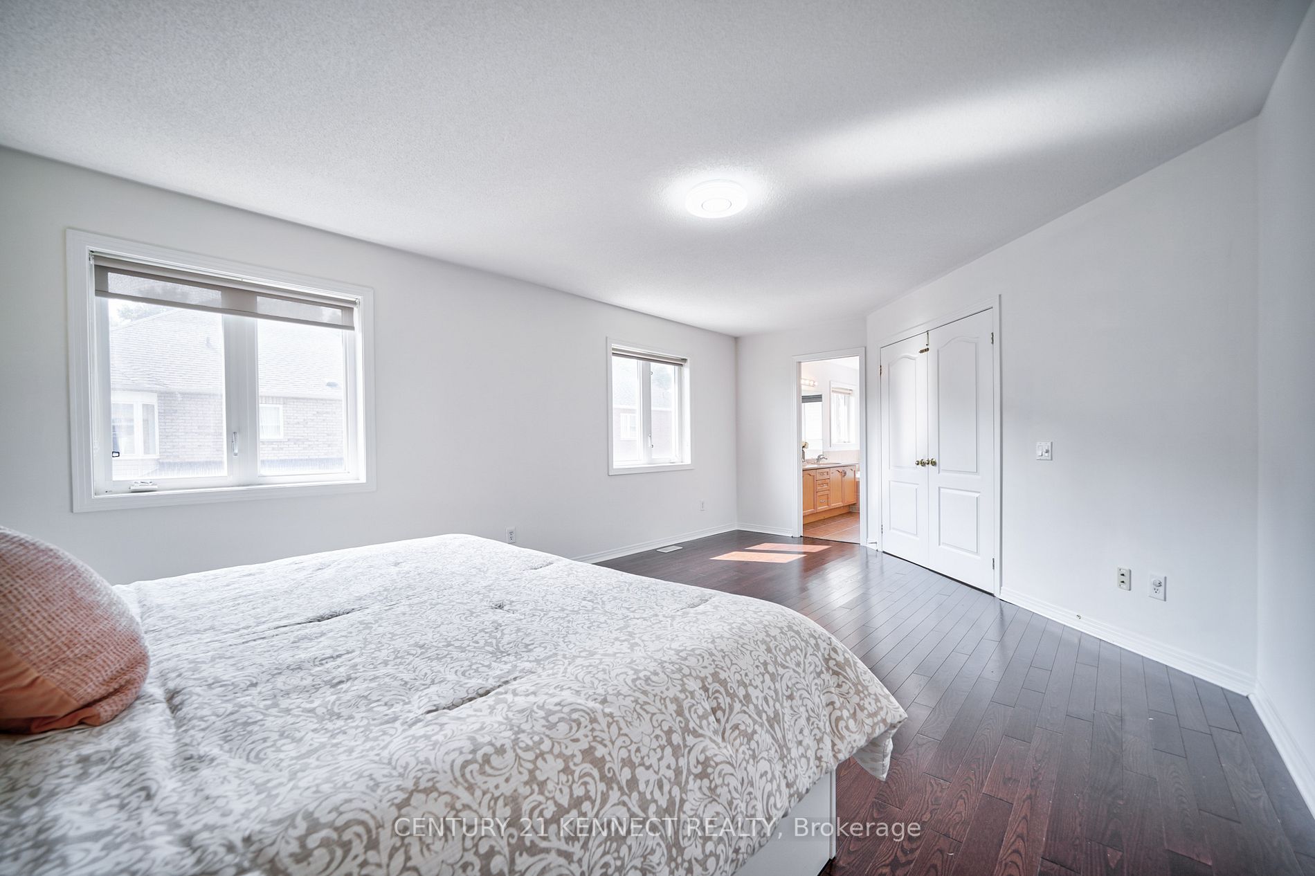 405 Dowson Loop