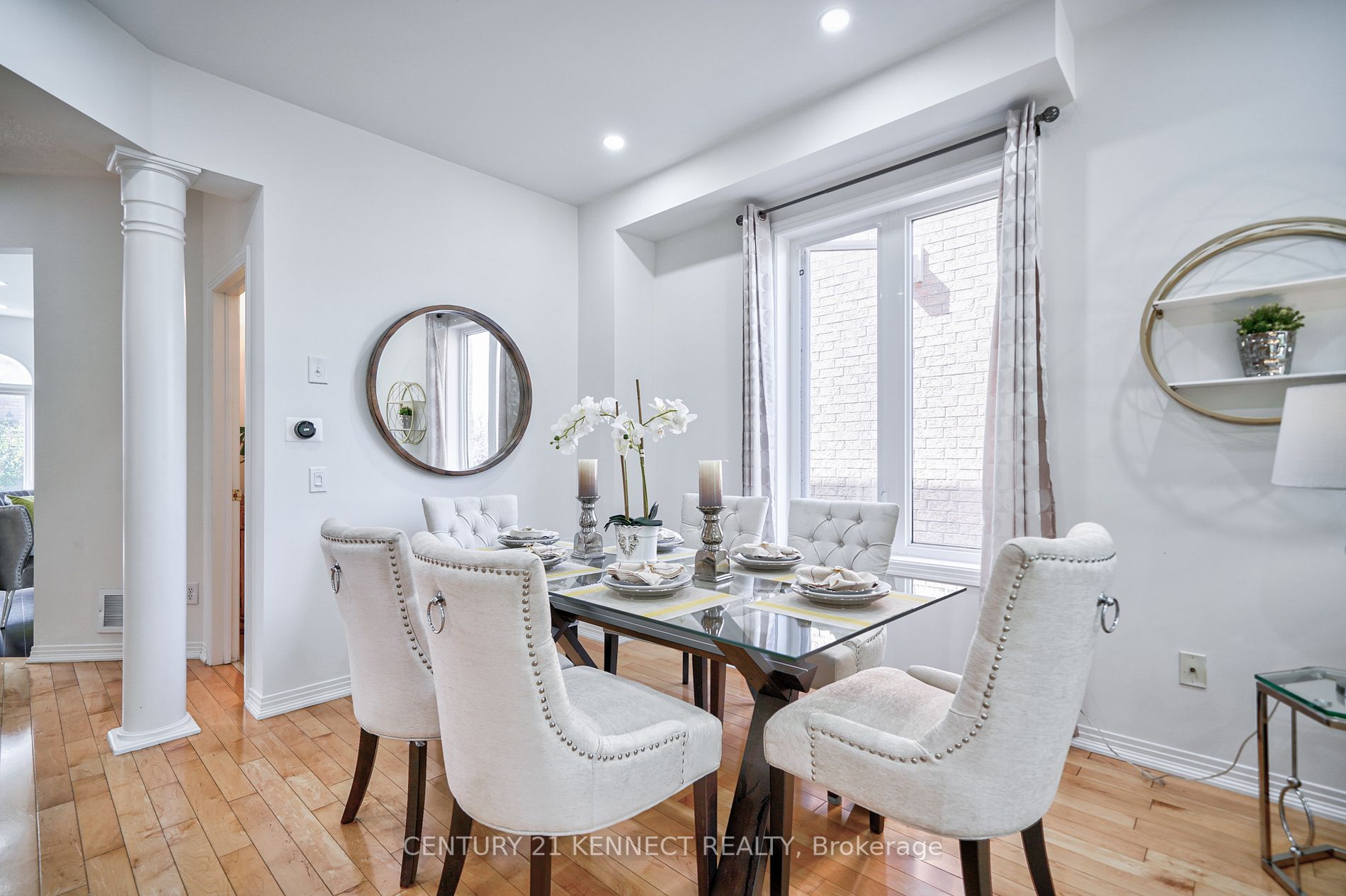 405 Dowson Loop
