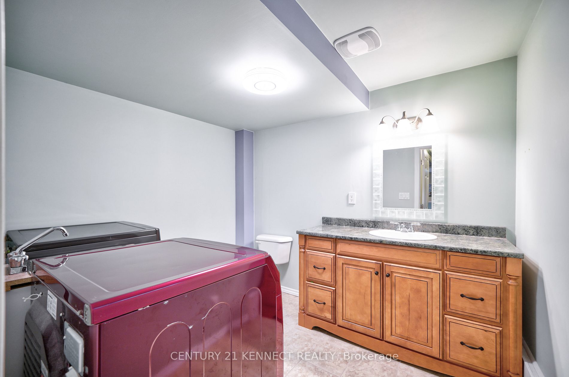 405 Dowson Loop