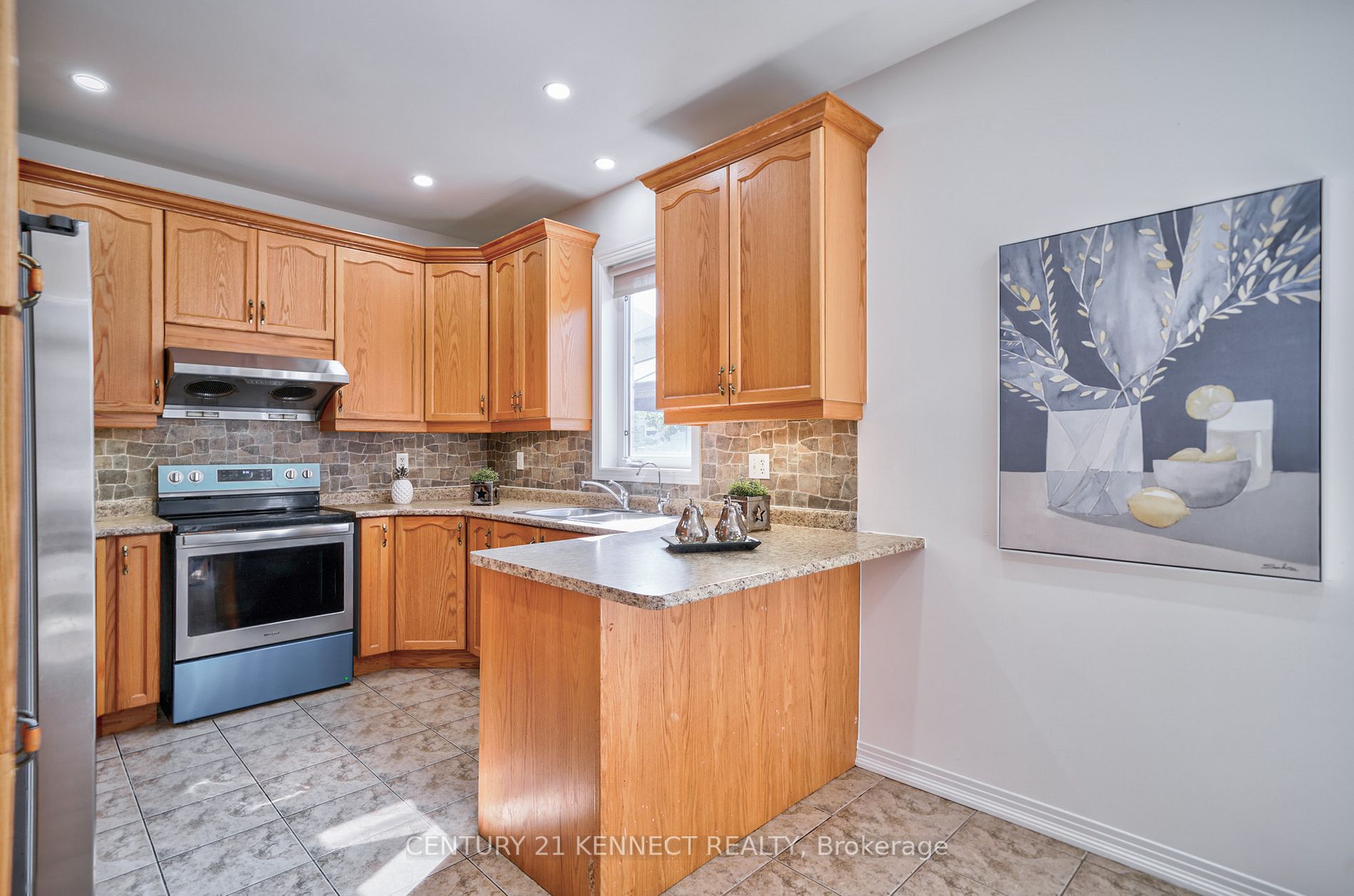 405 Dowson Loop