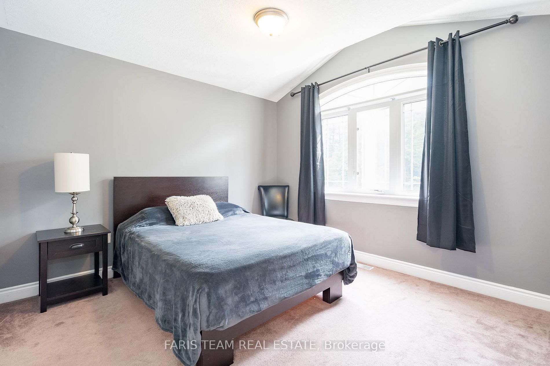 113 Centre St