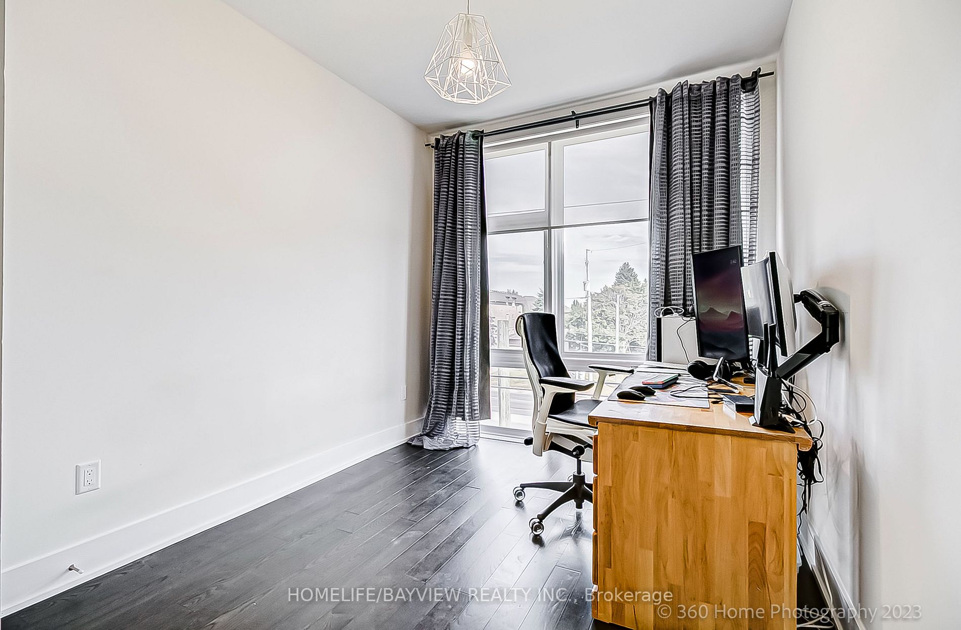 9174 Bathurst St N