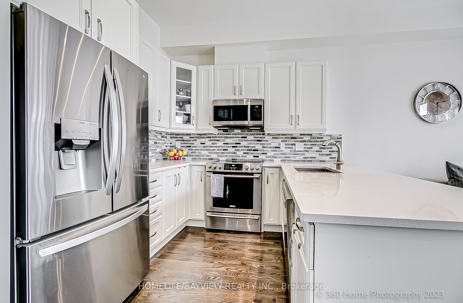 9174 Bathurst St N
