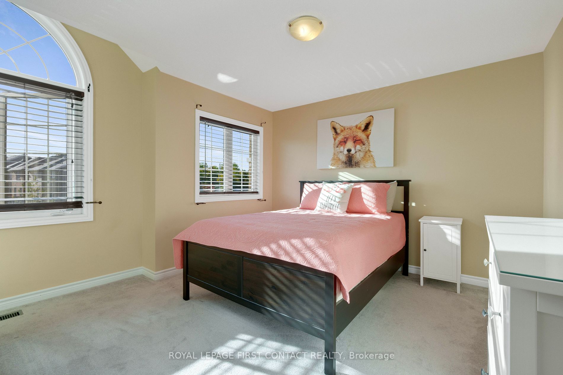 2192 Dawson Cres