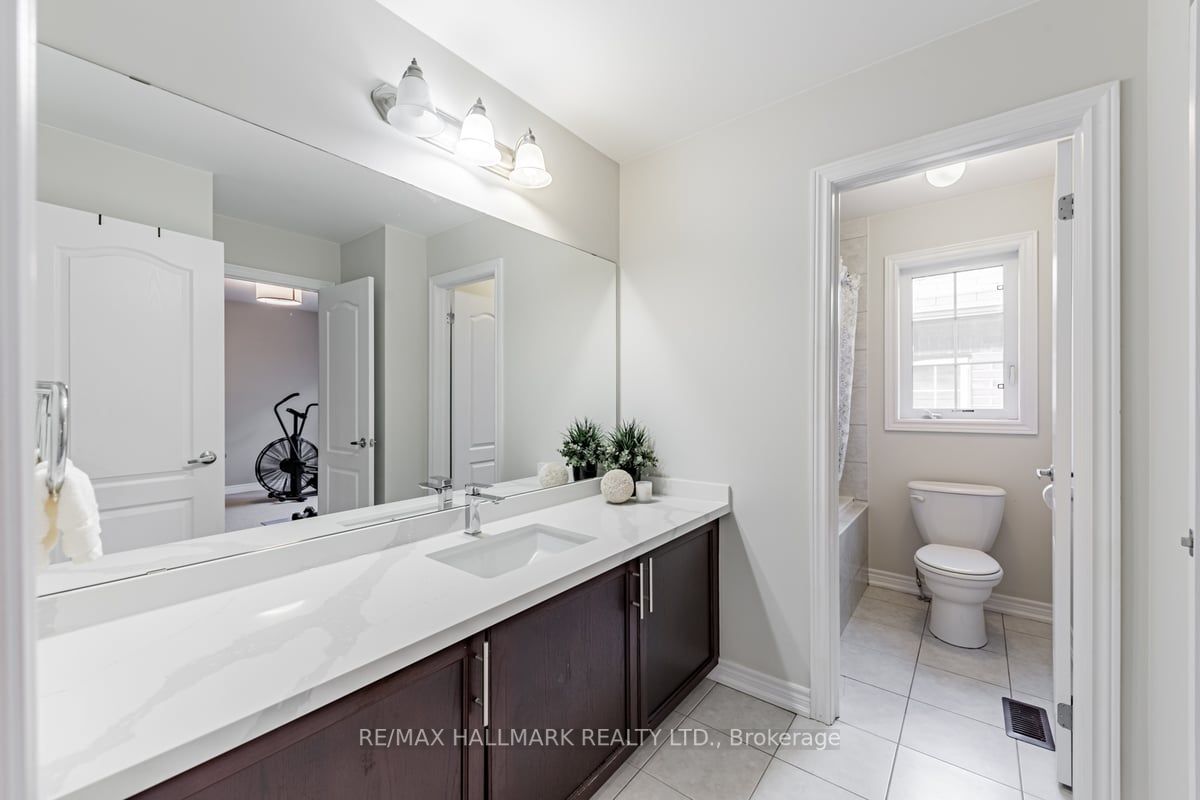92 Glenheron Cres