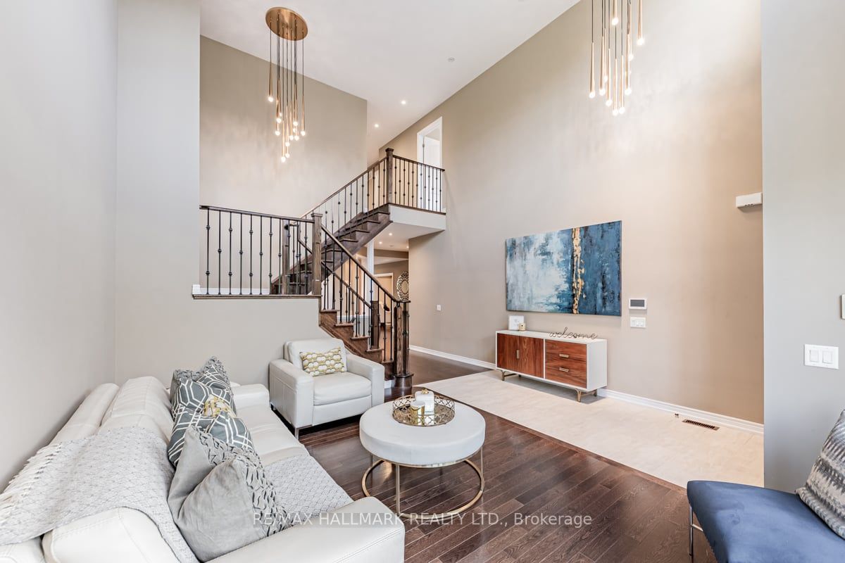 92 Glenheron Cres
