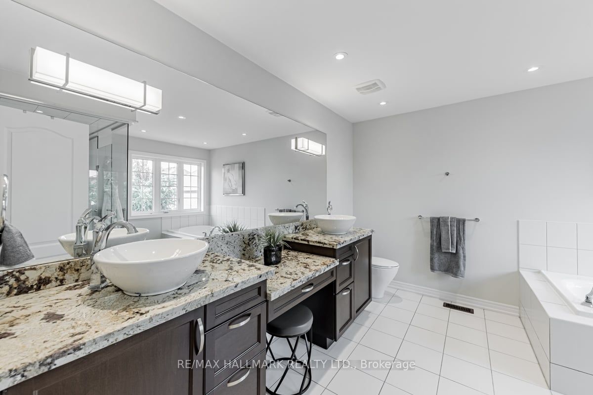 92 Glenheron Cres