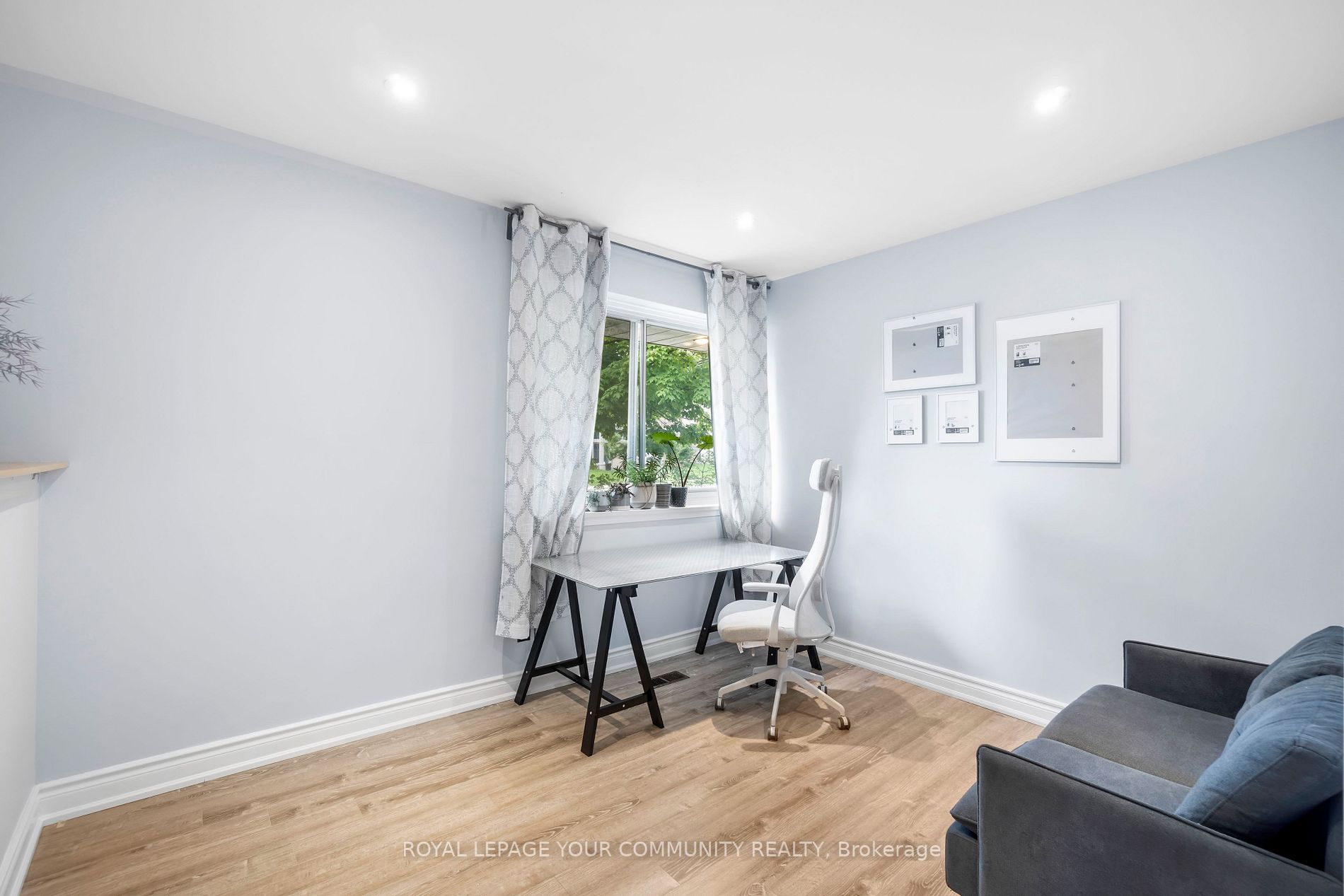 29 Starlight Crescent E