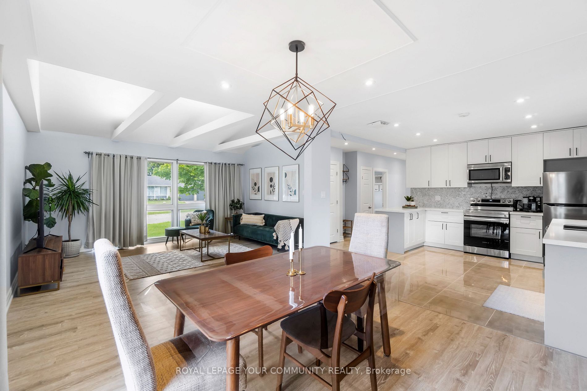 29 Starlight Crescent E