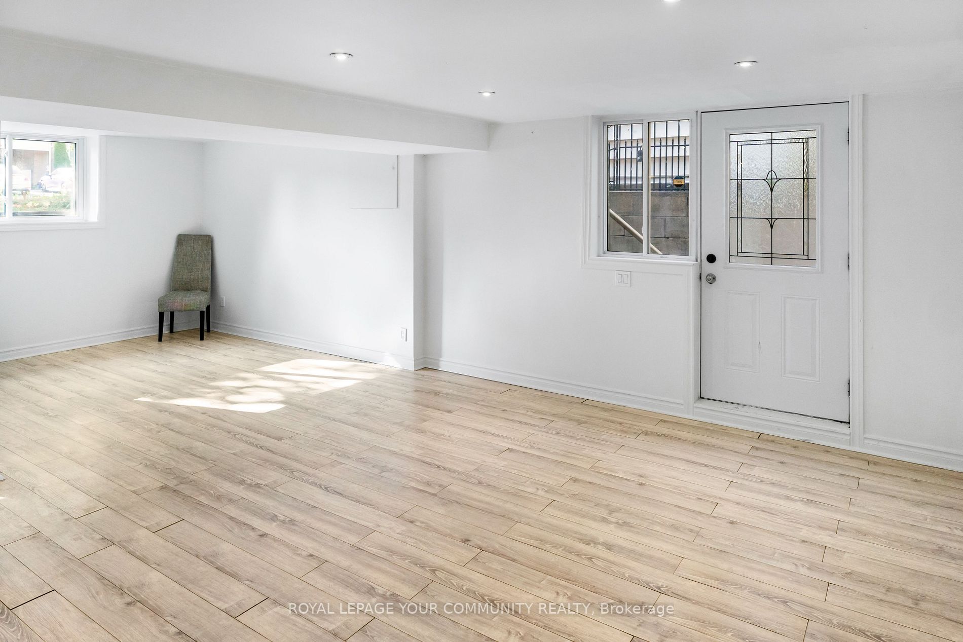 29 Starlight Crescent E