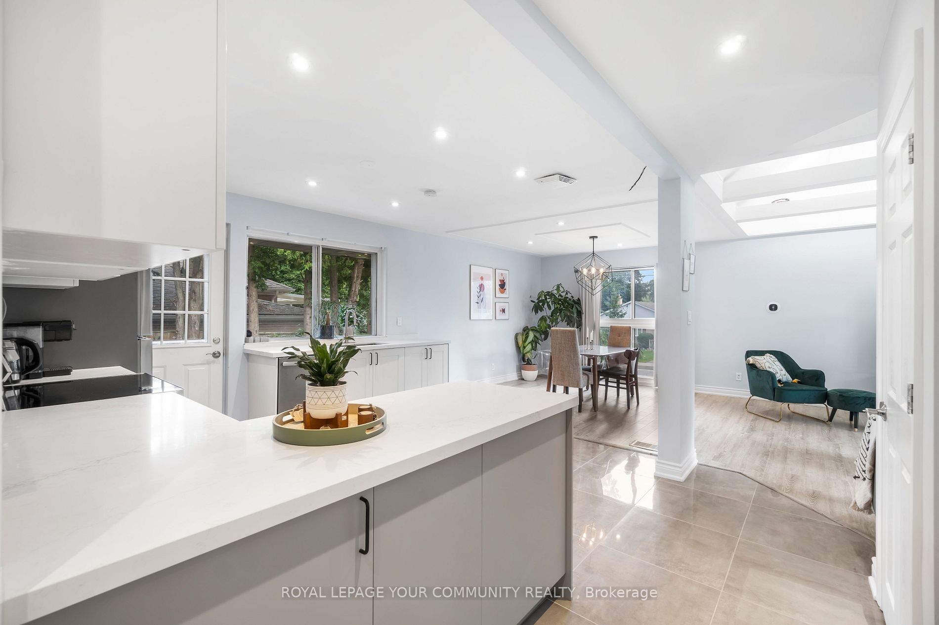 29 Starlight Crescent E