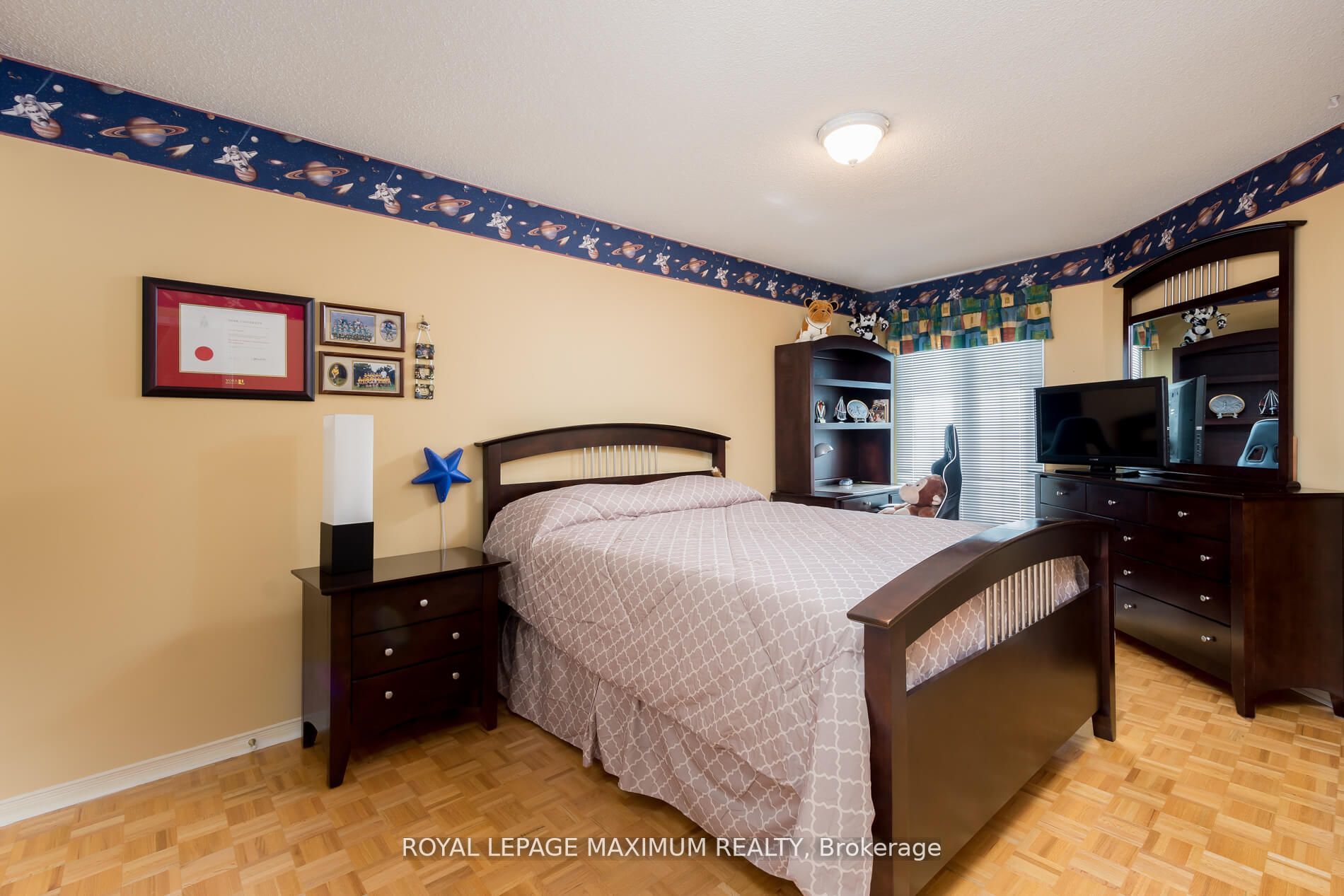 241 Veneto Dr