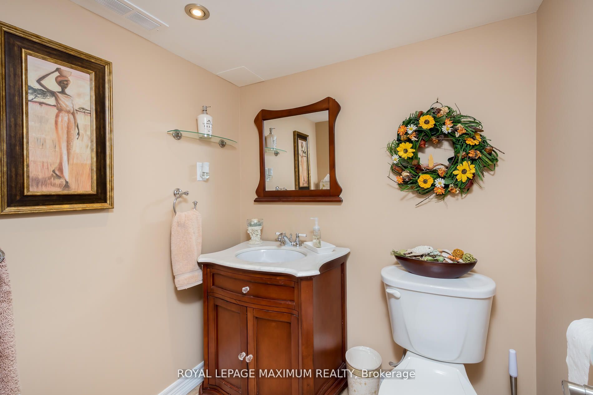 241 Veneto Dr