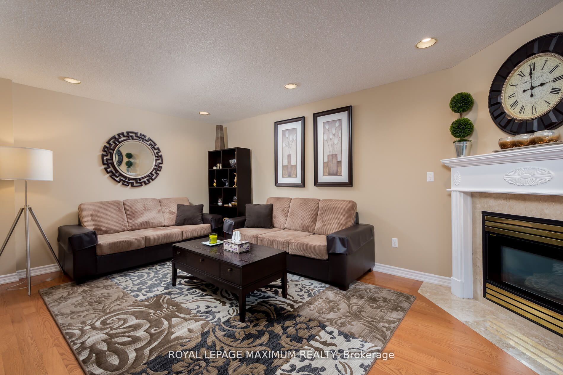 241 Veneto Dr