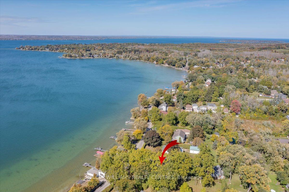275 Lake Drive N
