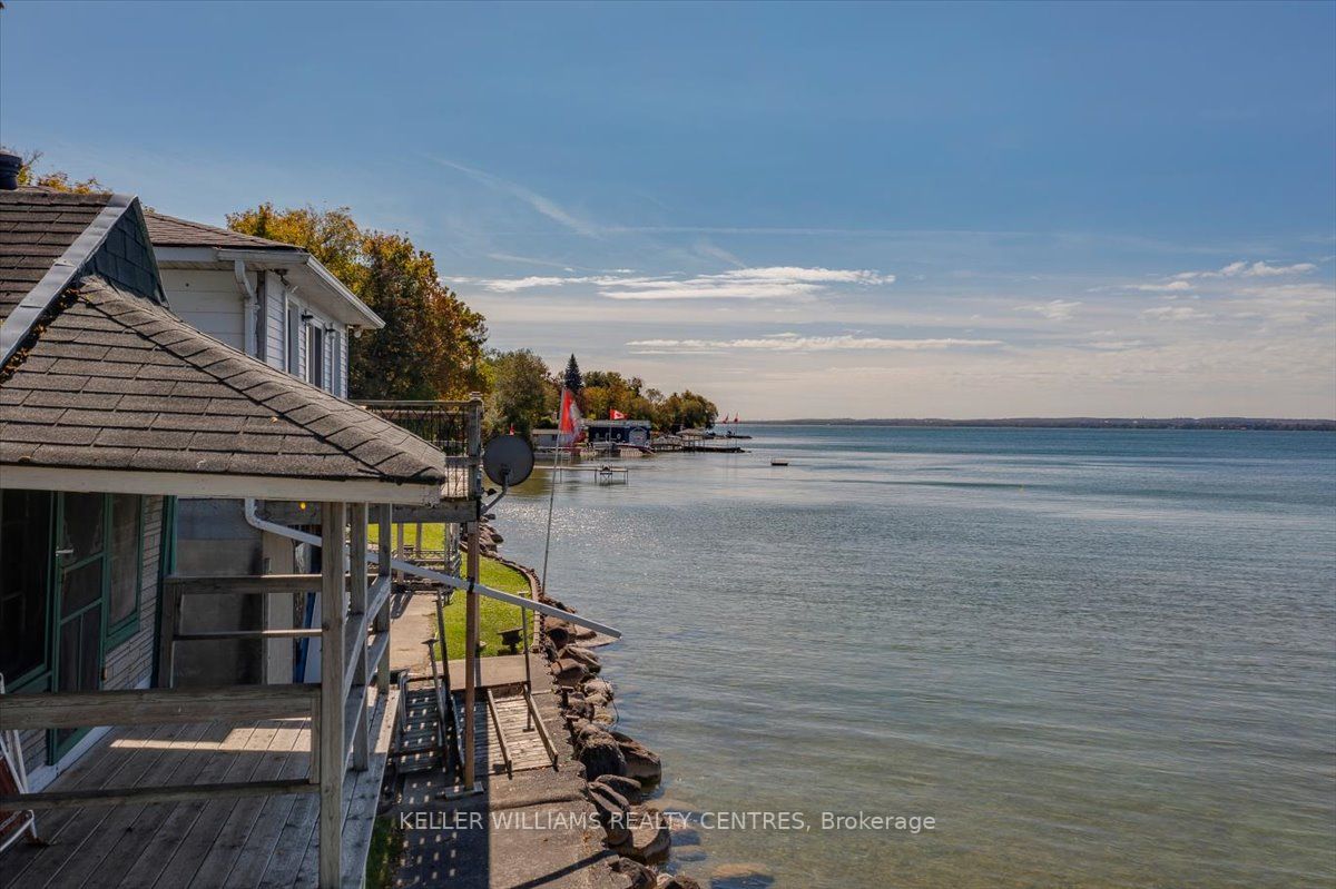 275 Lake Drive N