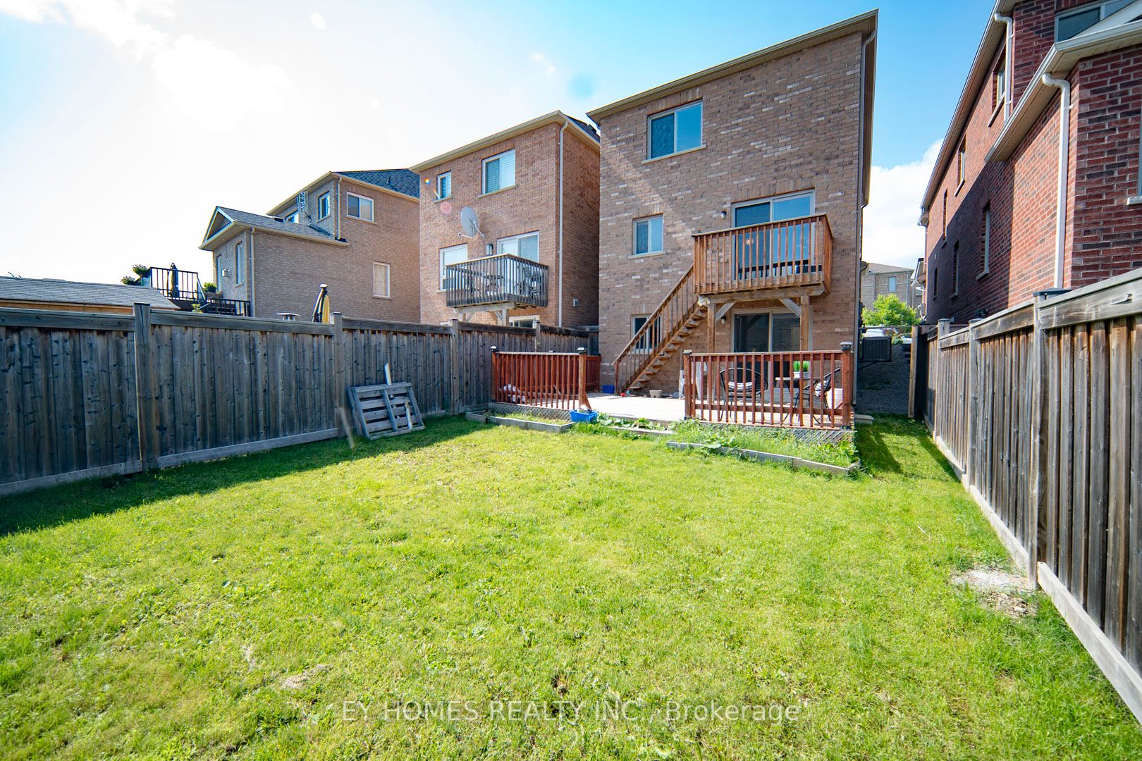174 Orr Dr