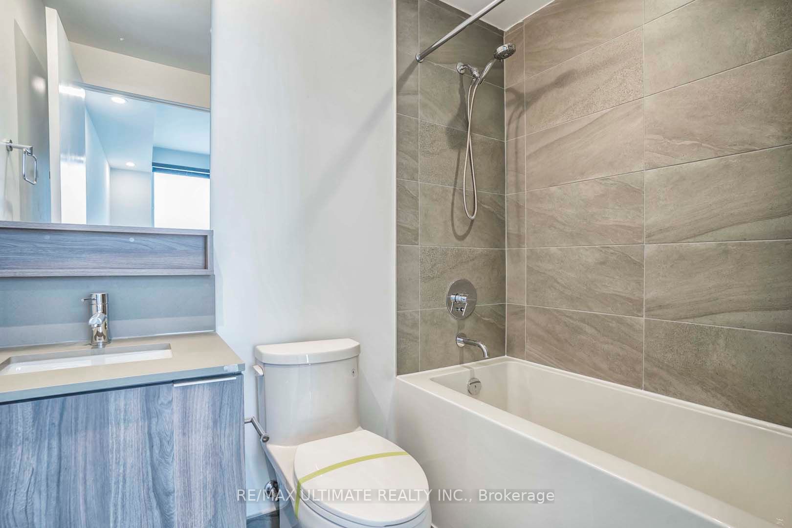 950 Portage Pkwy, #5306