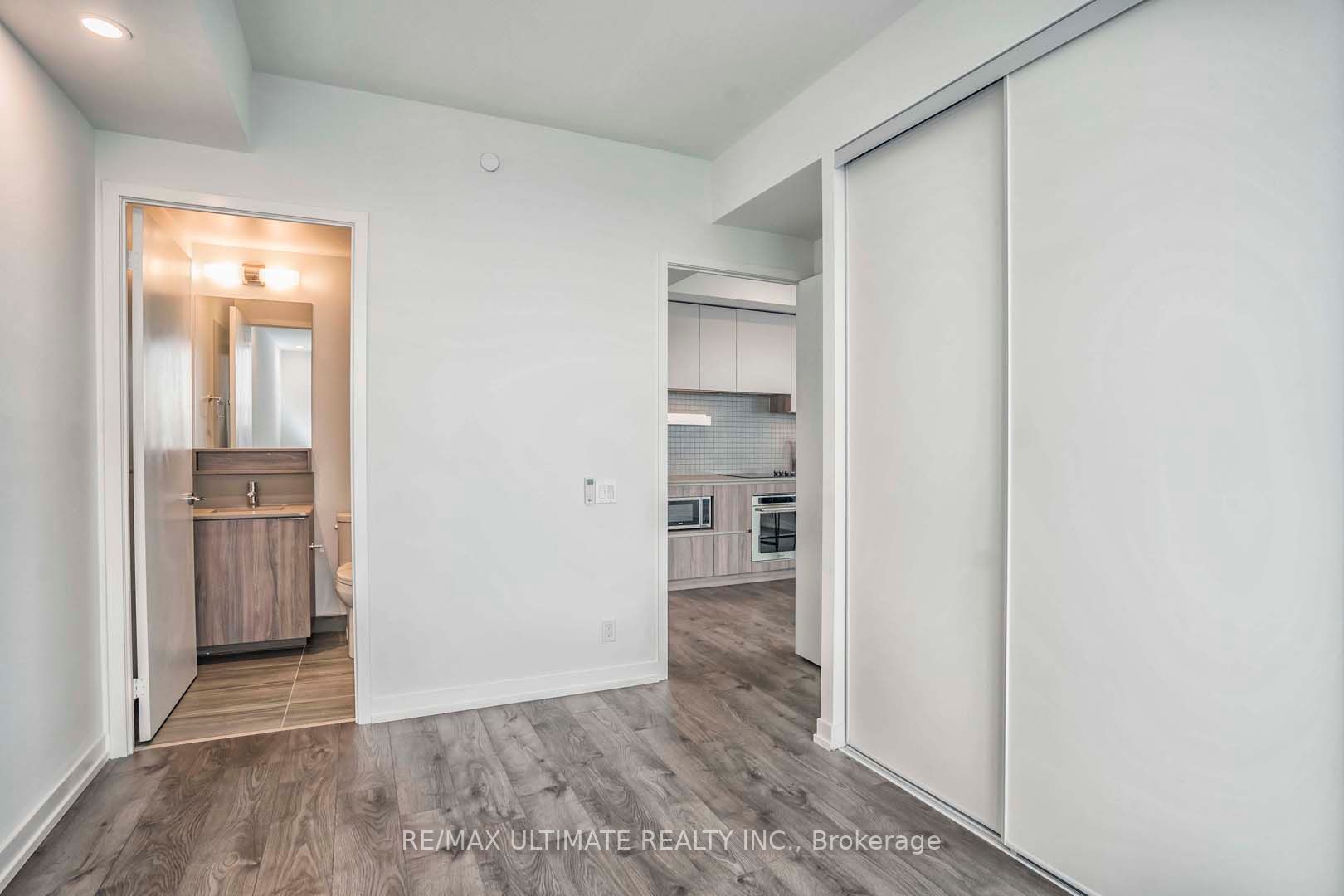 950 Portage Pkwy, #5306