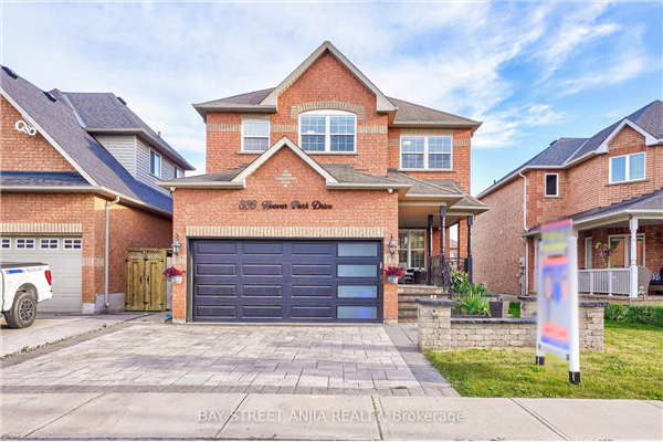 336 Hoover Park Dr, Whitchurch-Stouffville
