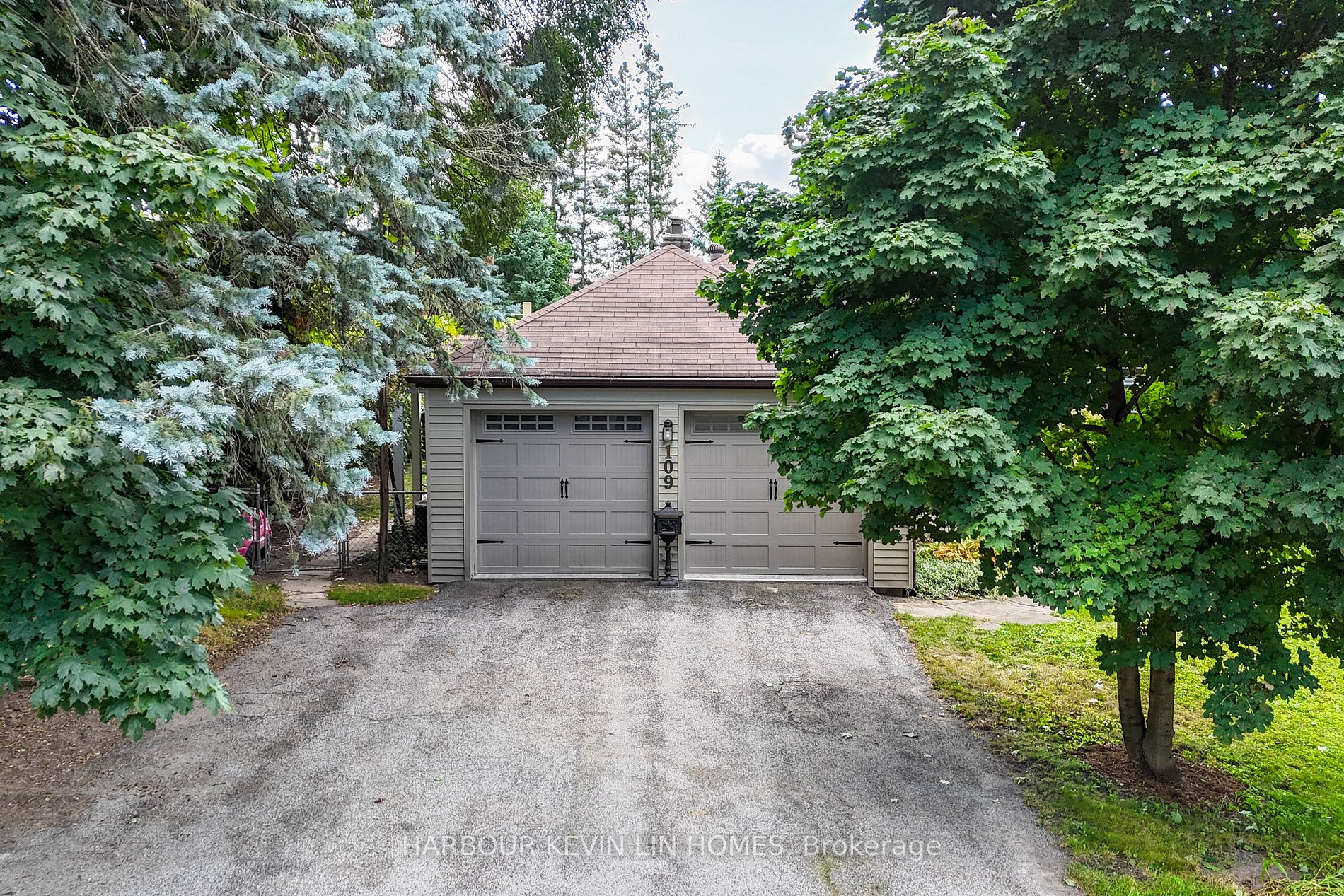 109 Highland Lane