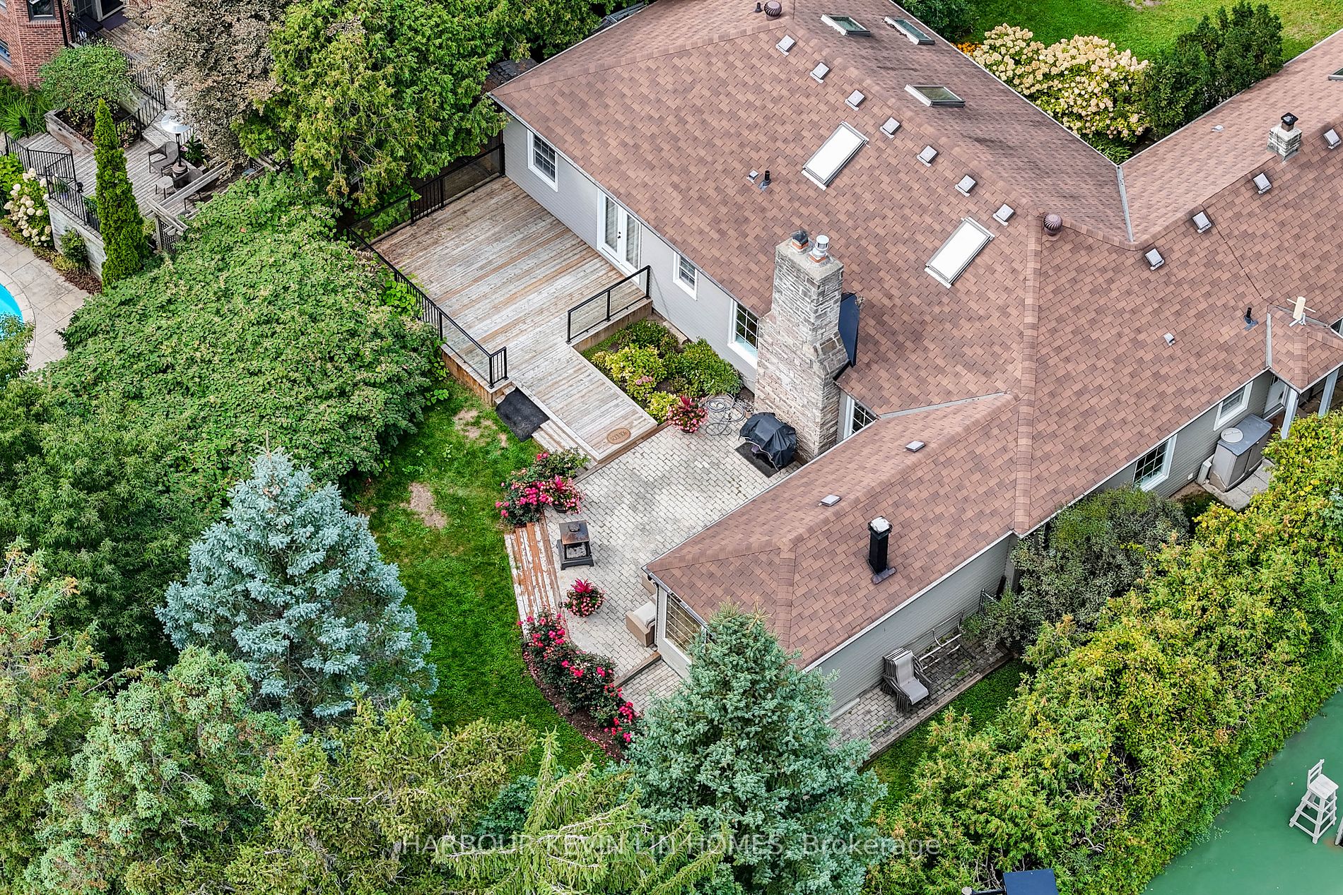 109 Highland Lane