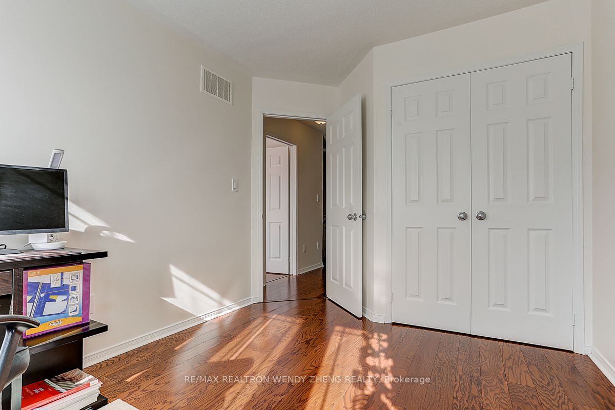 249 Orr Dr