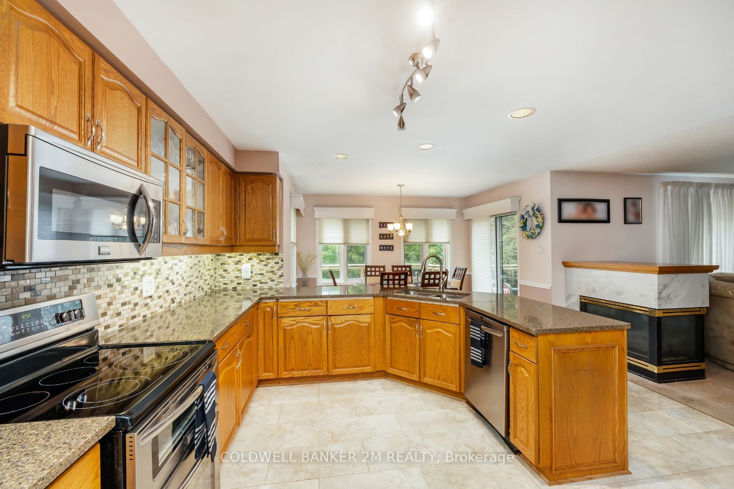 11 Turner Dr