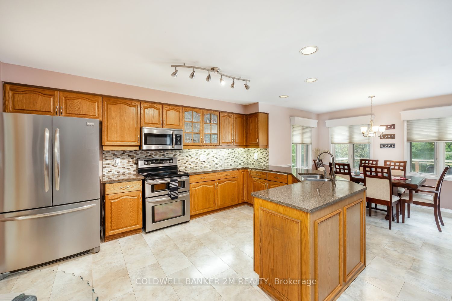 11 Turner Dr