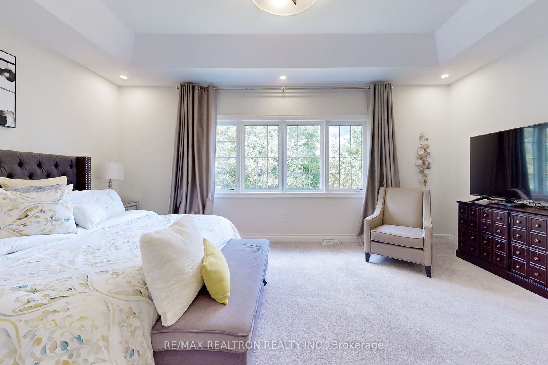 51 Bert Bell Court