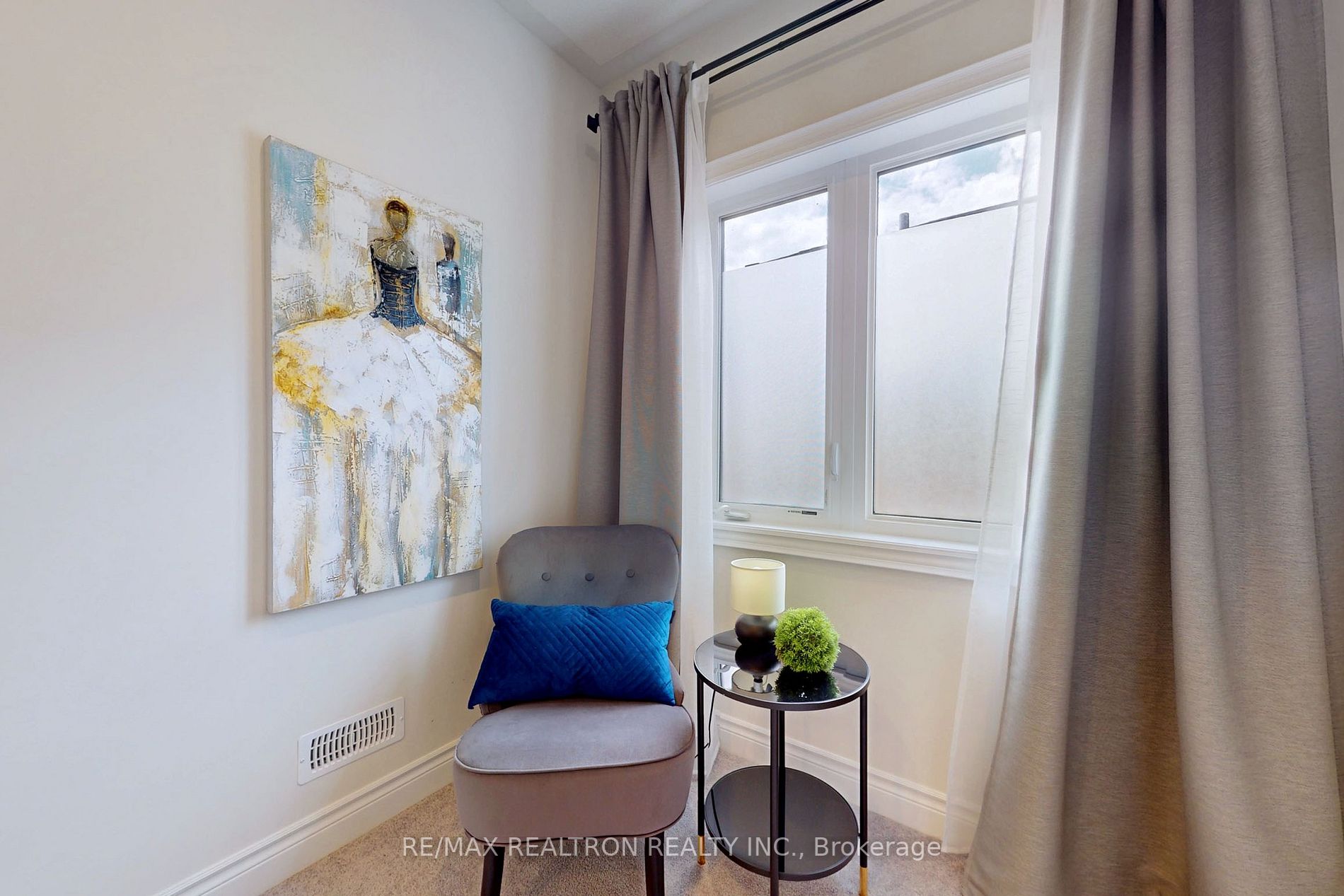 51 Bert Bell Court