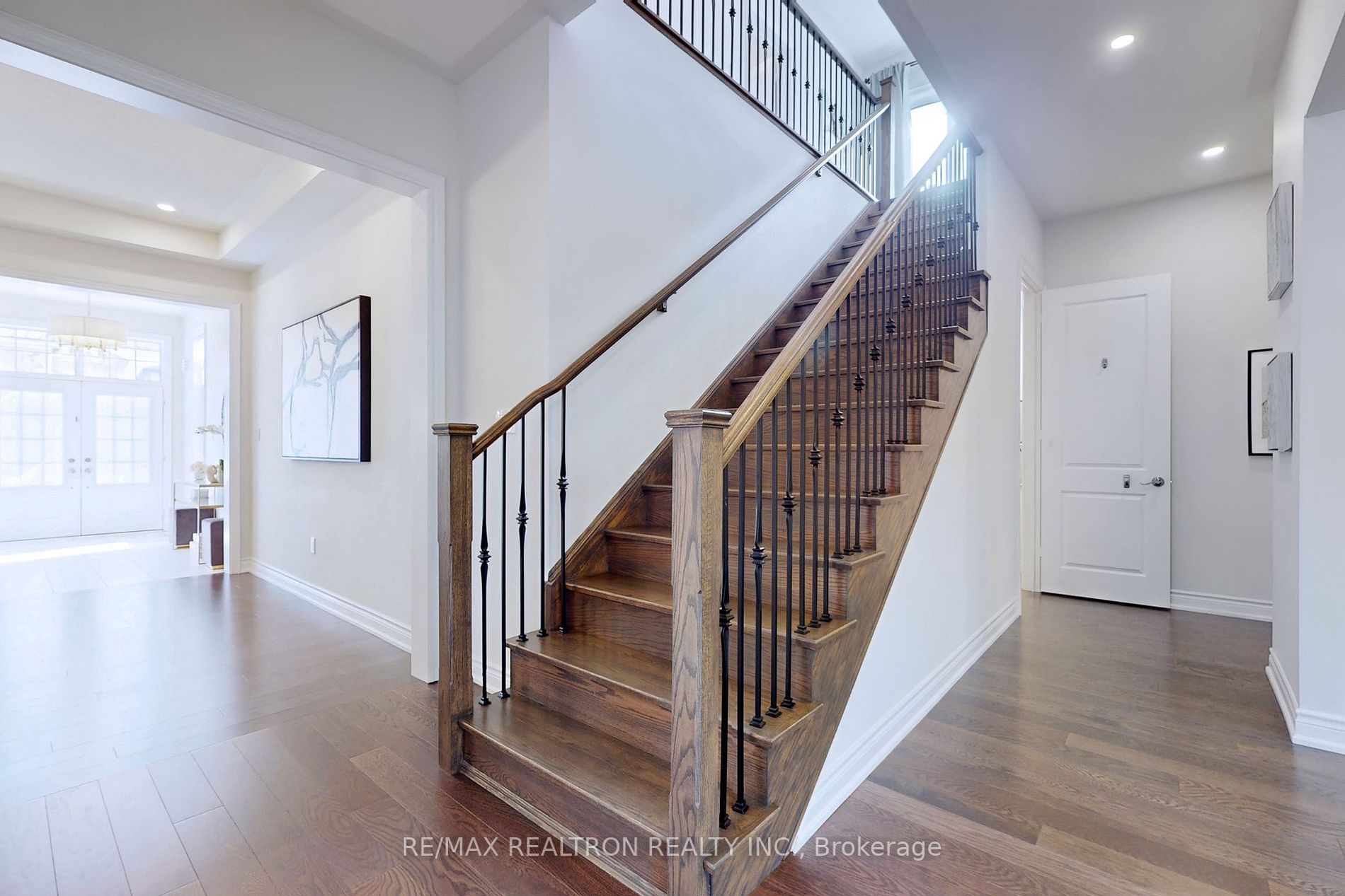 51 Bert Bell Court