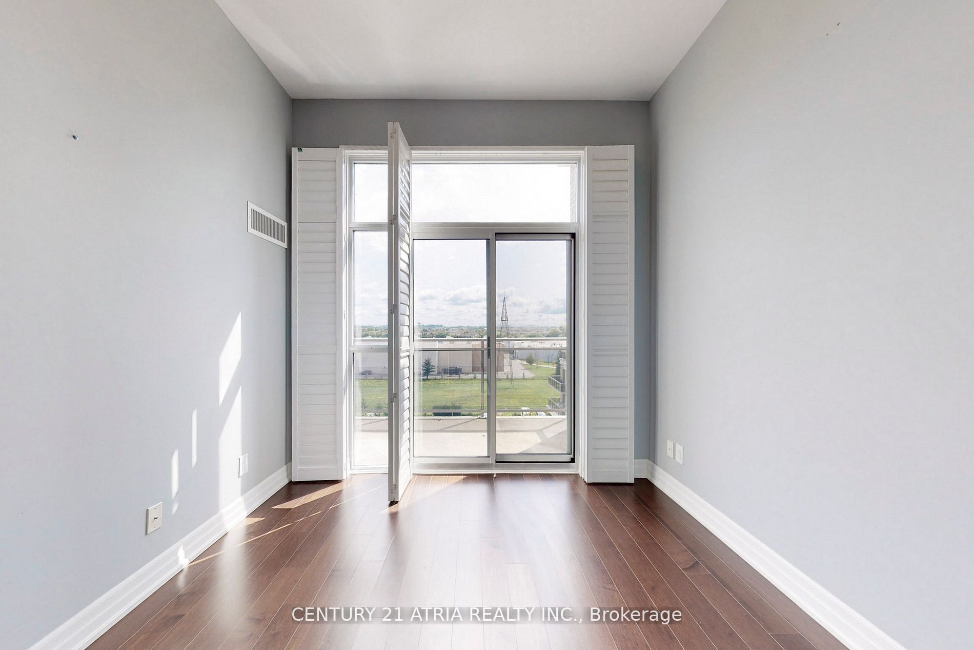 111 Civic Square Gate, #616