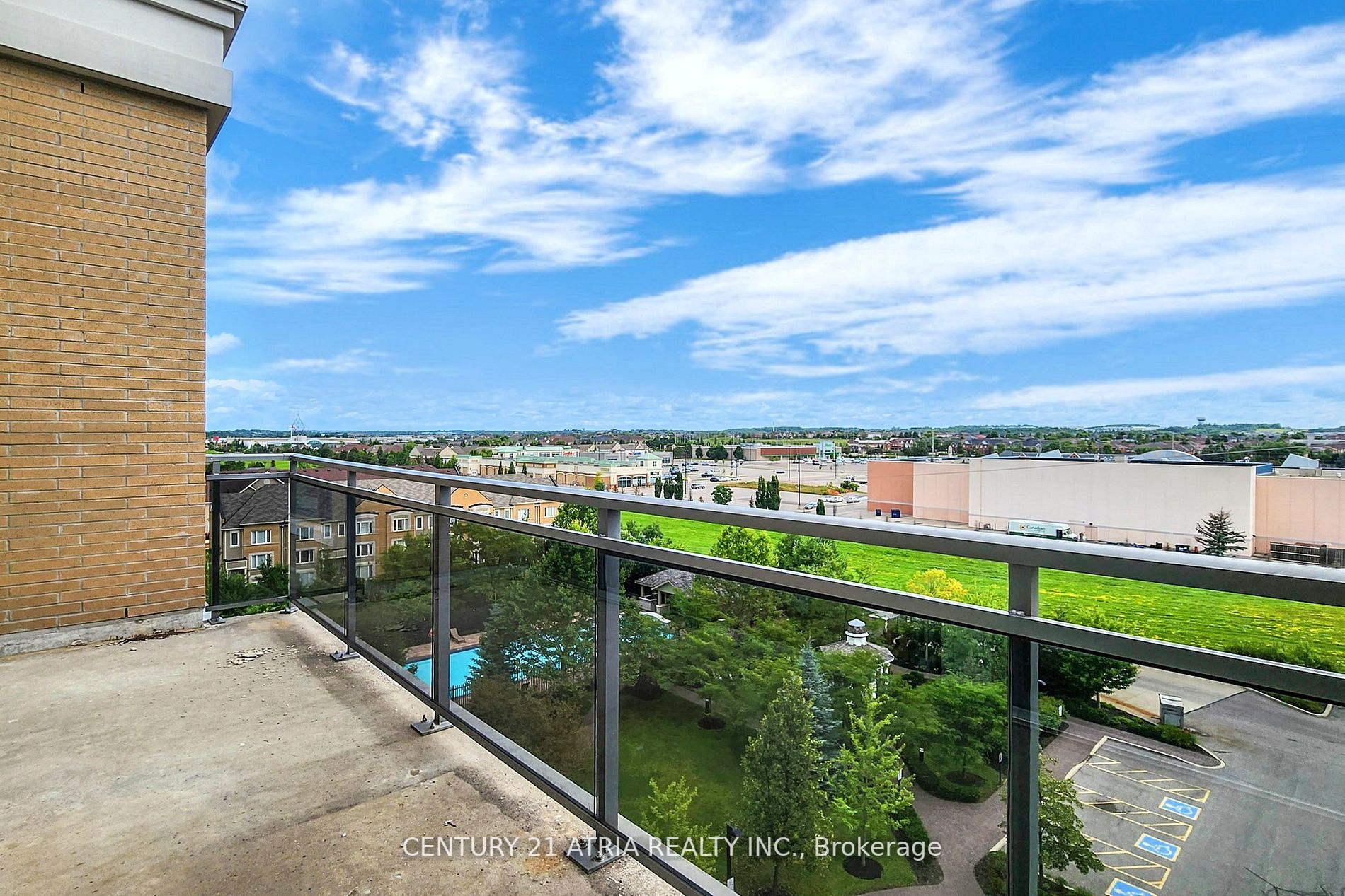 111 Civic Square Gate, #616