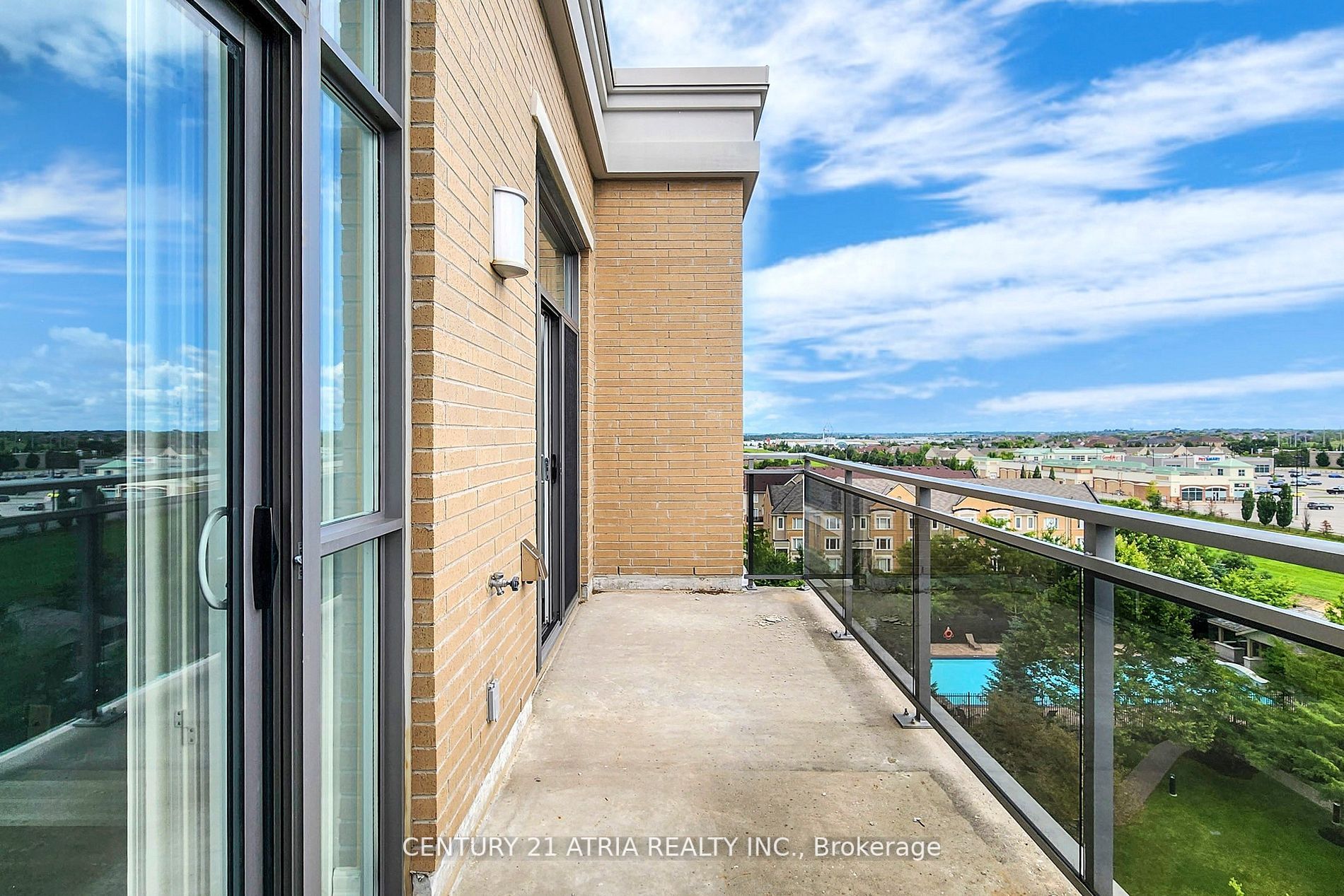 111 Civic Square Gate, #616