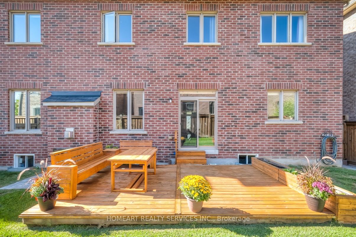 1068 Wilbur Pipher Circ