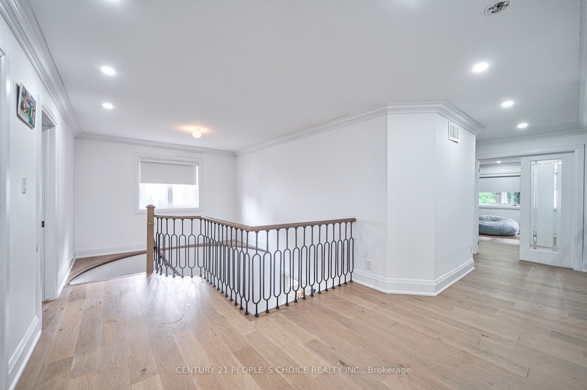 29 Previn Crt