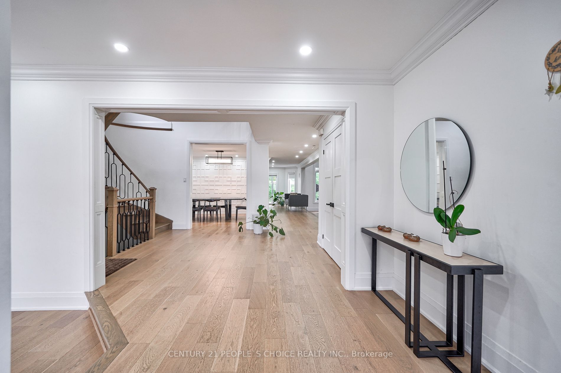 29 Previn Crt