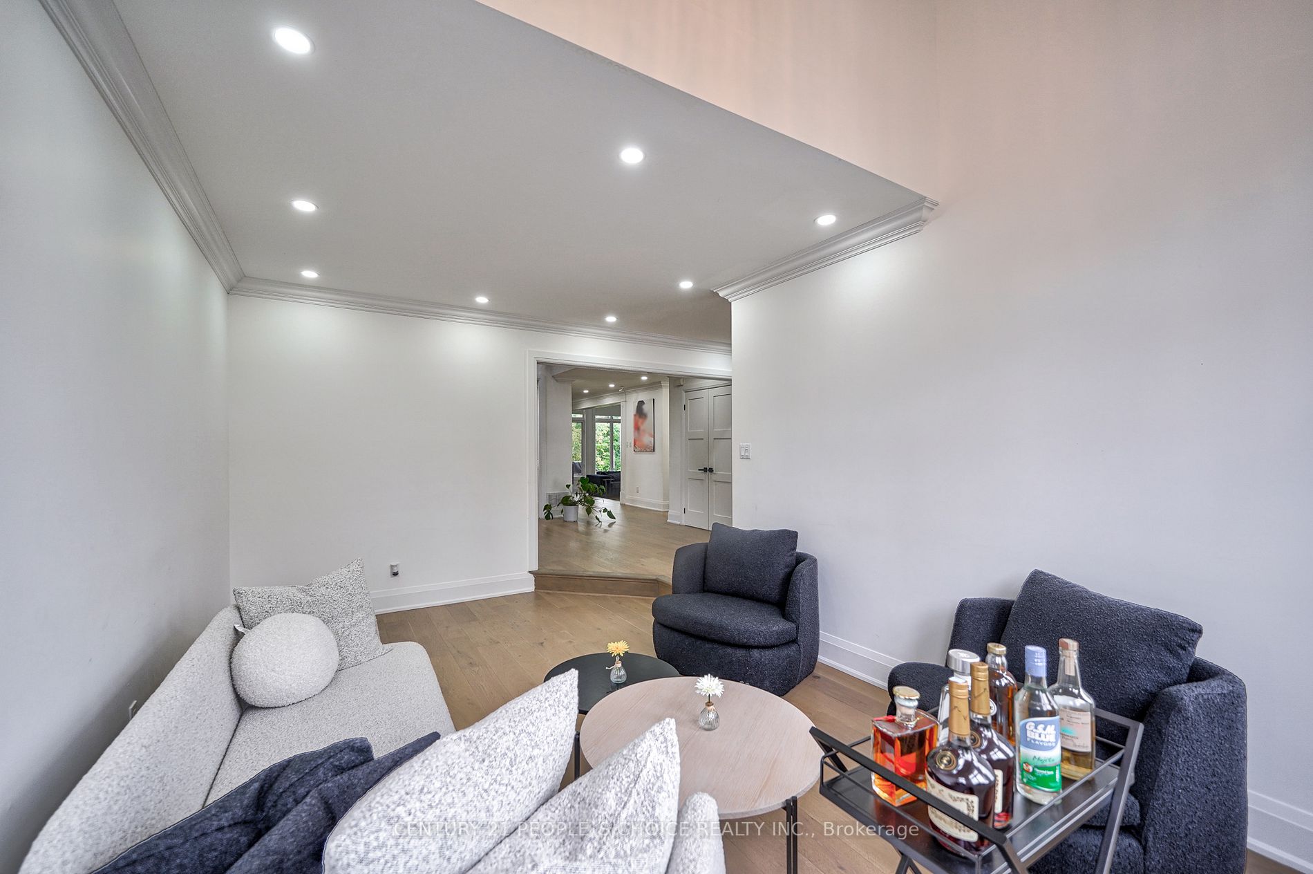 29 Previn Crt