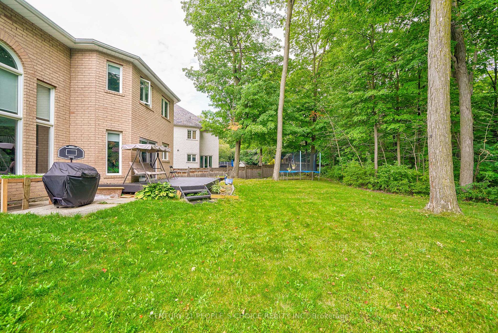 29 Previn Crt