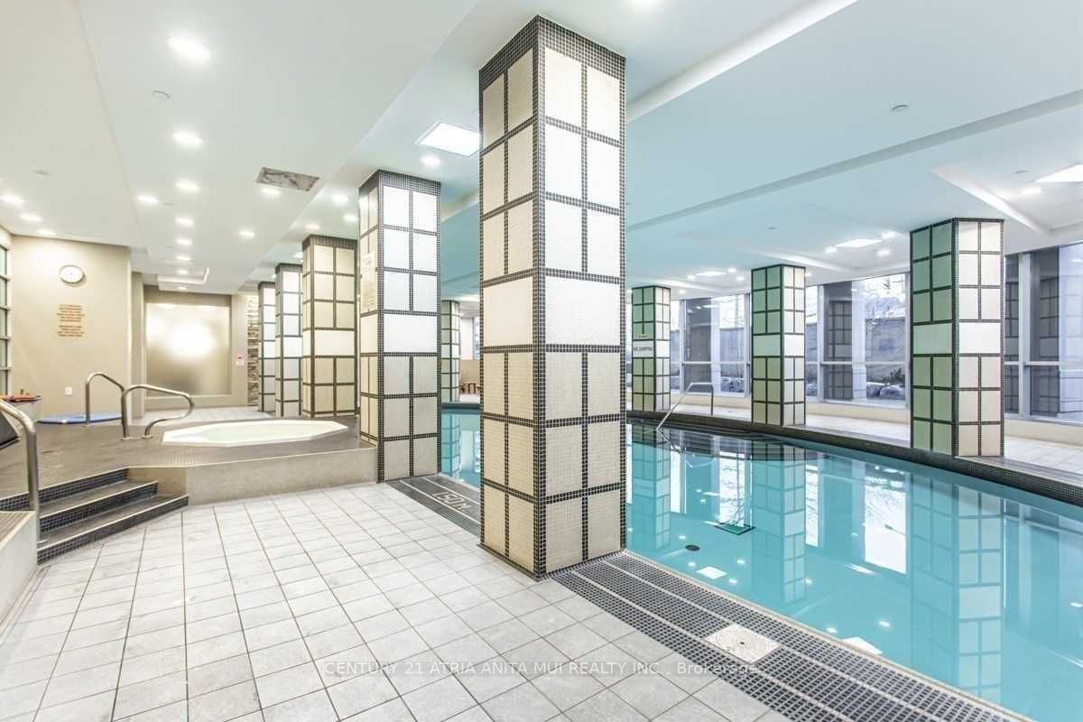 23 Cox Blvd, #882