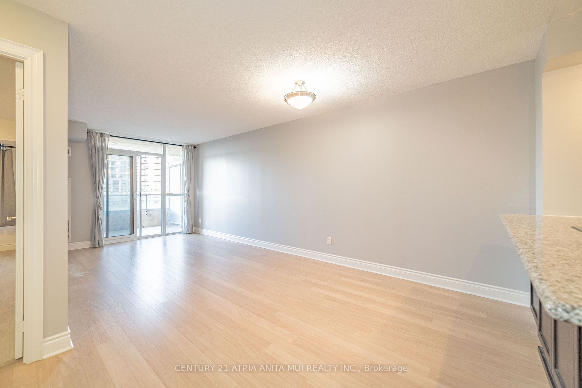 23 Cox Blvd, #882