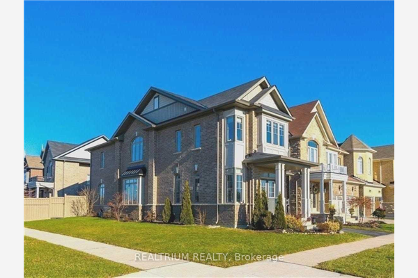 106 Moody Dr, Vaughan