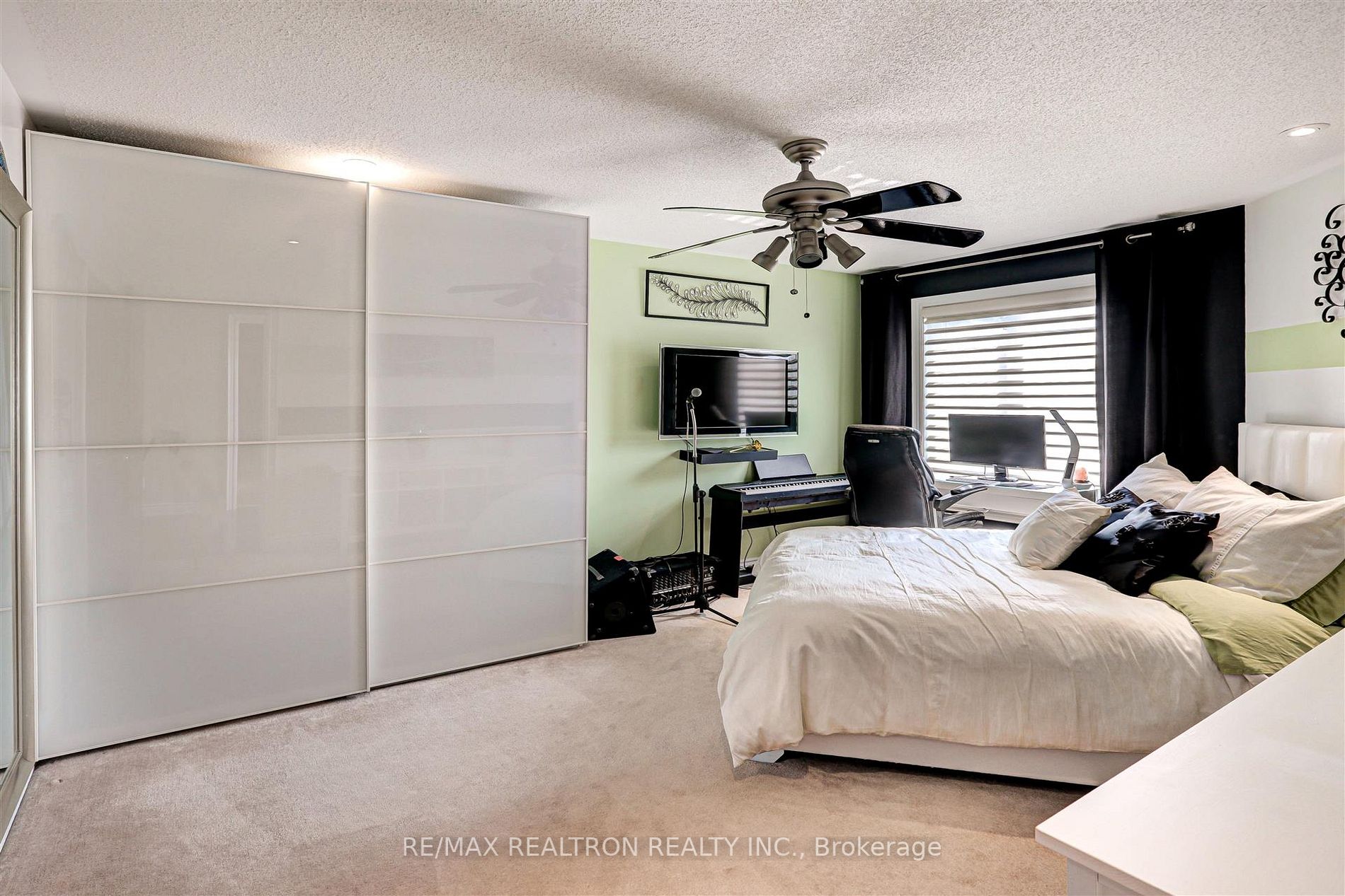 1039 Bob Scott Court
