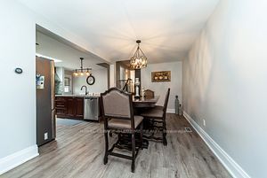 288 Centre St N